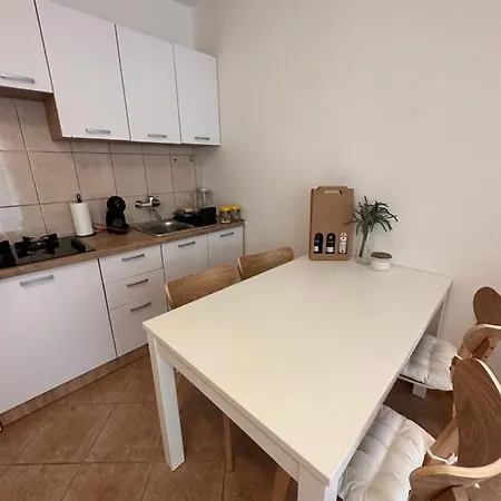 Relax And Unwind: Family-friendly House Near In Zagrad Zara