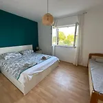 Relax And Unwind: Family-friendly House Near In Zagrad Casa vacanze